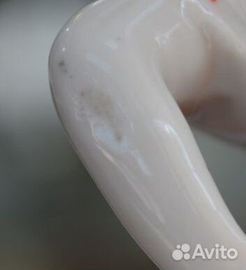 Фарфоровая статуэтка- танцующая девушка. крестьянк