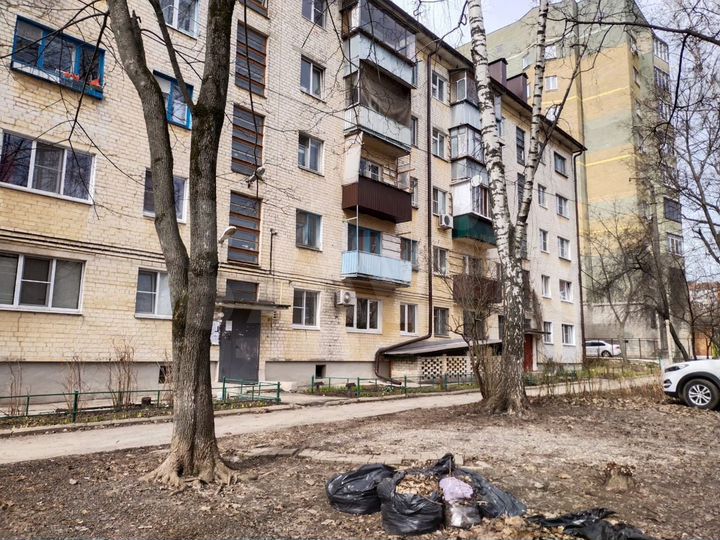 Аукцион: 2-к. квартира, 43 м², 1/5 эт.