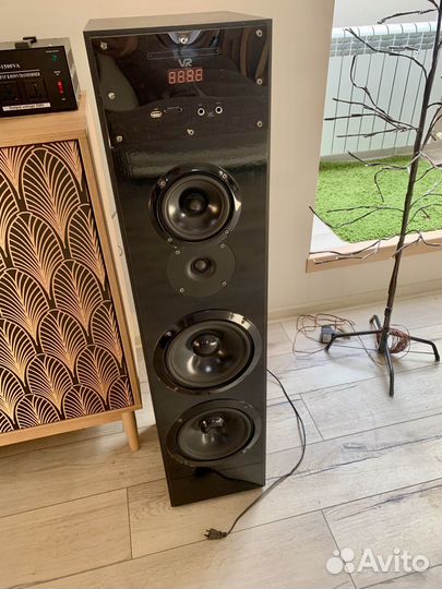 Активные колонки VR