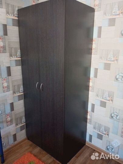 Шкаф плотяной бу