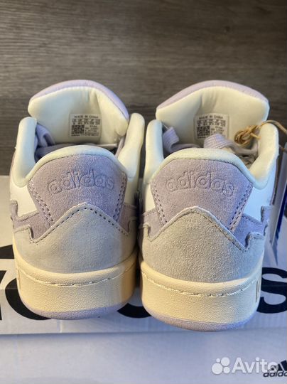 Кроссовки женские дутики adidas wcard adv