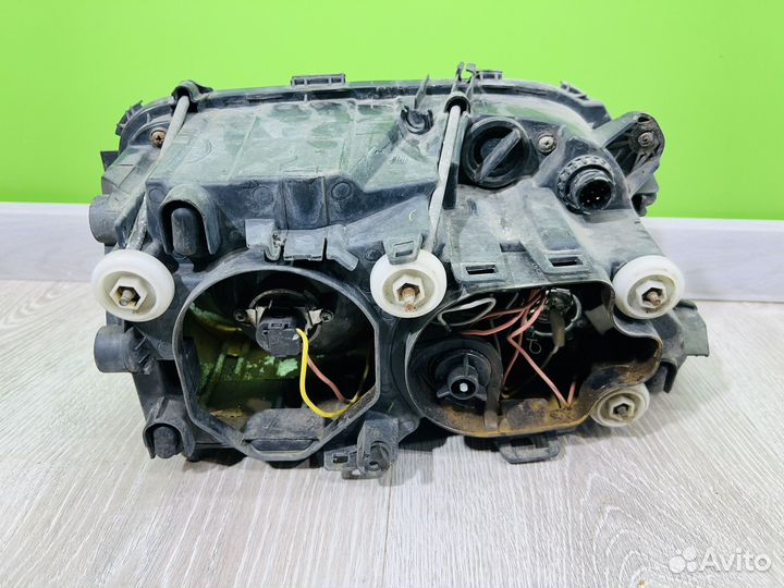 Фара левая Mercedes MP3 мп3
