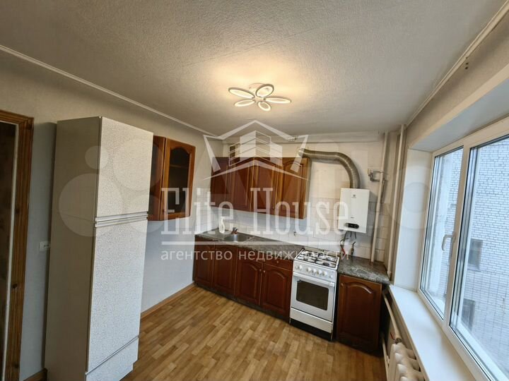 2-к. квартира, 54 м², 4/5 эт.