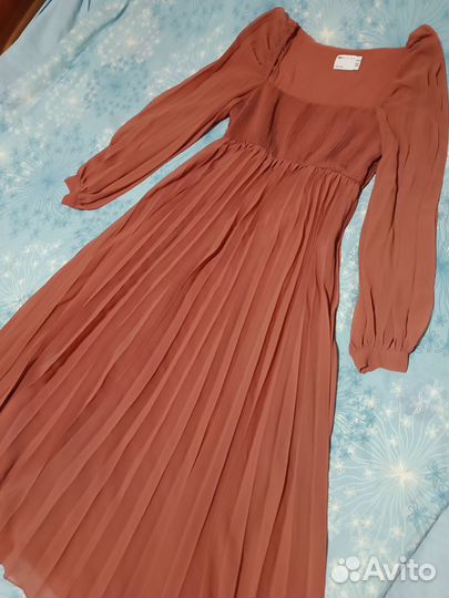 Платье вечернее