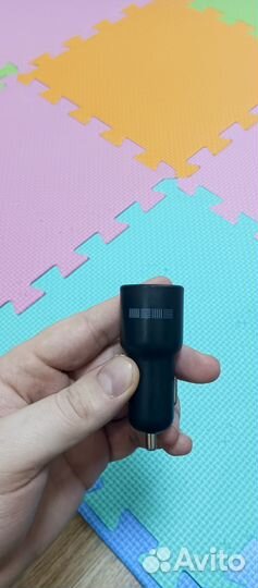 Автомобильная зарядка для телефона