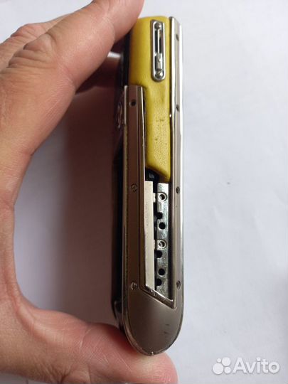 Vertu Ascent Ti, 4 ГБ