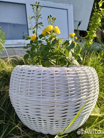Кашпо плетёные из ротанга. Ручная работа