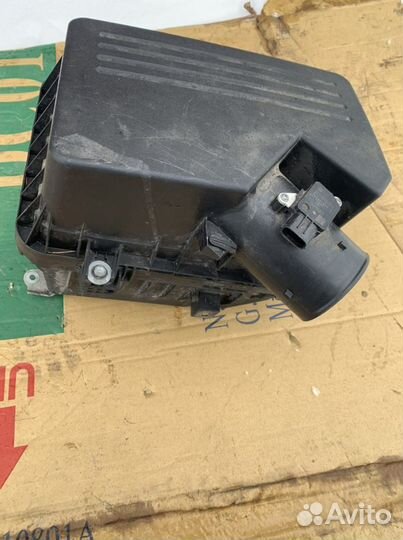 Корпус воздушного фильтра Toyota Camry V40