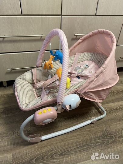 Шезлонг детский babyton