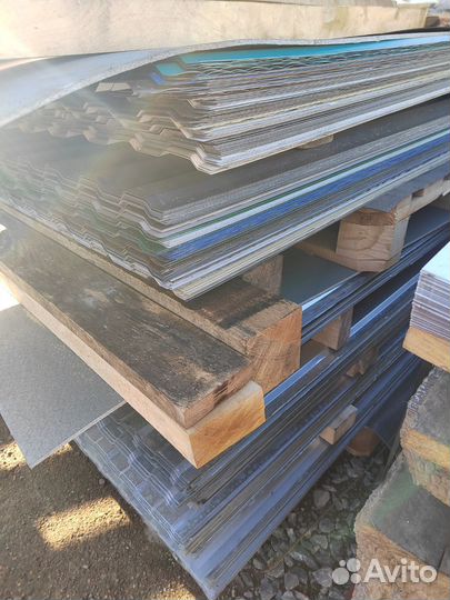 Профнастил новый цветной и оцинкованный