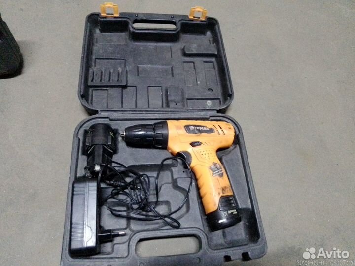 Шуруповерты б/у