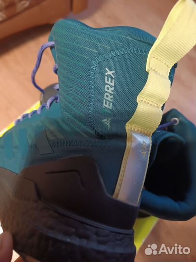 Кроссовки adidas terrex.27см