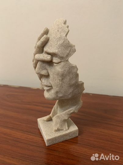 Статуэтка бюст