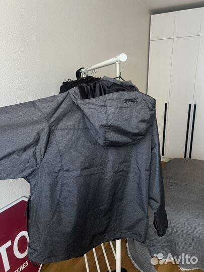 Сноубордическая куртка