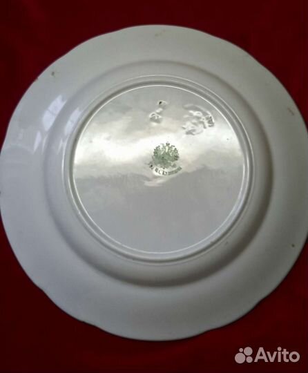 Тарелка Кузнецоа