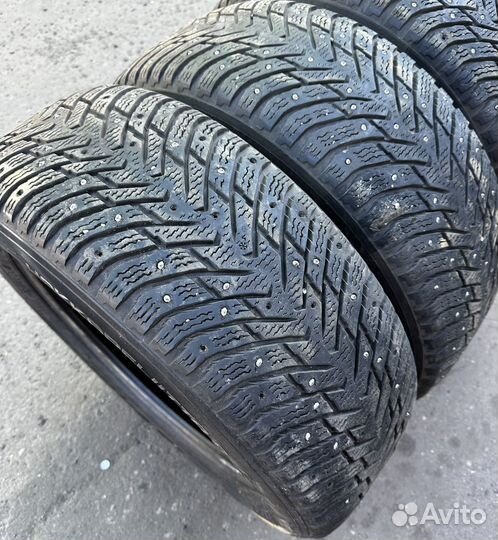 Nokian Tyres Hakkapeliitta 8 225/55 R17 97T