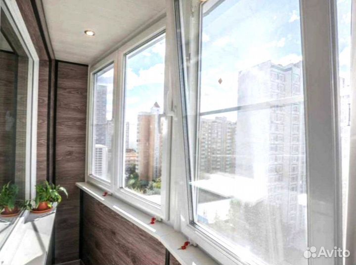 Остекление и отделка балконов