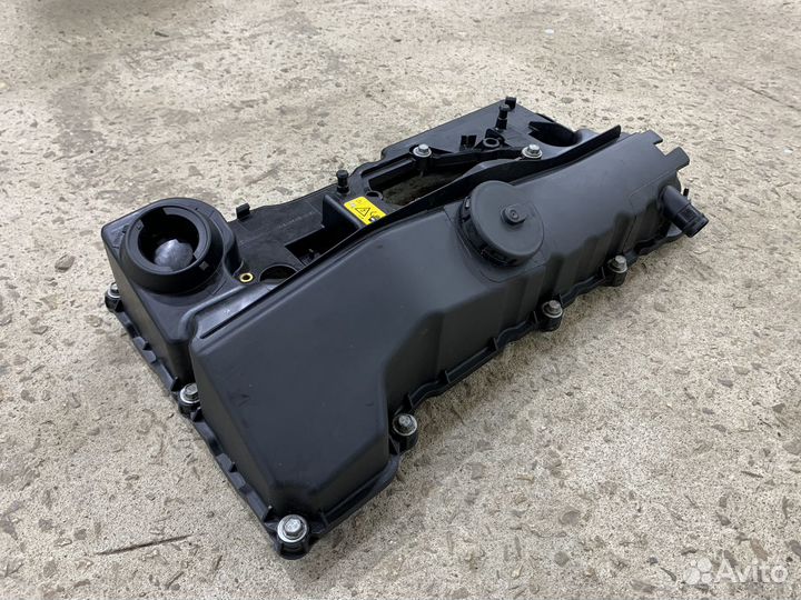 Клапанная крышка BMW N46