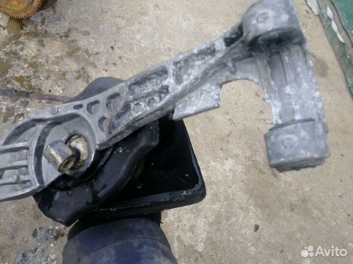 Кулиса МКПП для бмв е90 BMW e90