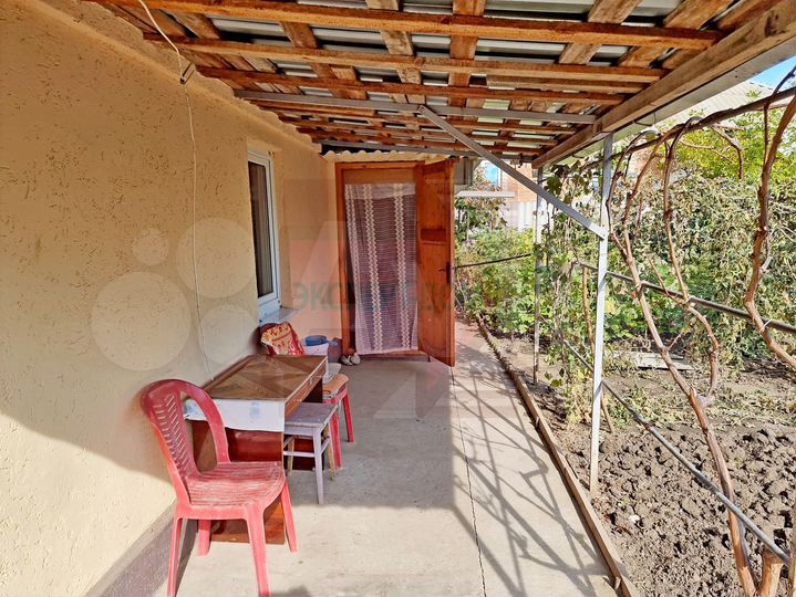 Дом 40 м² на участке 5,8 сот.