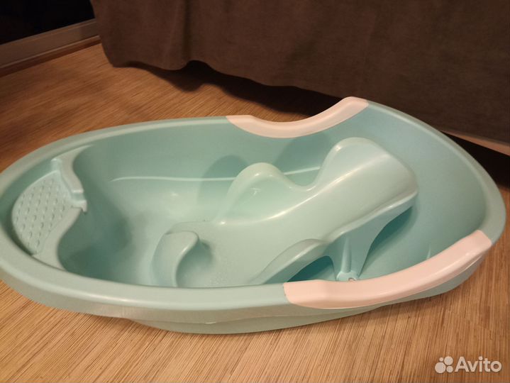 Детская ванночка для купания с горкой