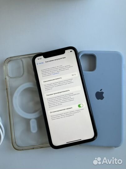 iPhone 11, 64 ГБ
