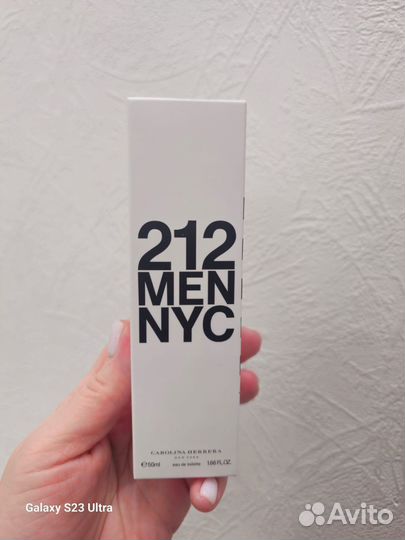 Тестер Carolina Herrera 212 VIP MEN