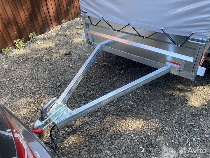 Прицеп для легкового автомобиля. Тент/дуги