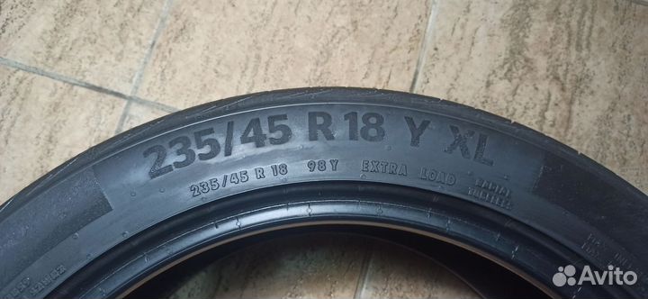 Continental PremiumContact 6 235/45 R18 98Y