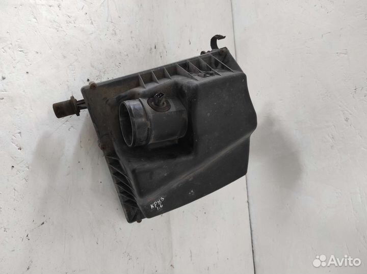 Корпус воздушного фильтра Chevrolet Cruze F16D3