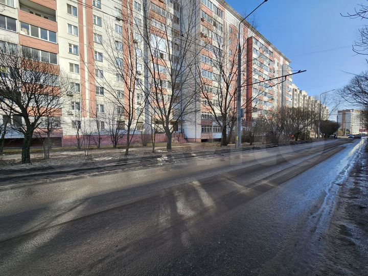 Свободного назначения, 140 м²