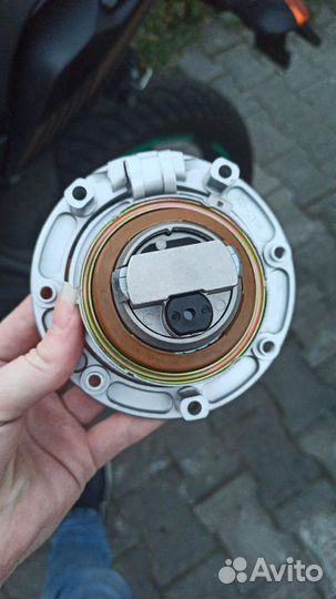 Крышка бензобака на мотоцикл