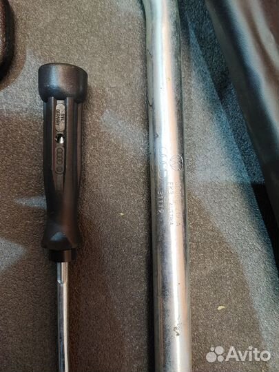 Набор инструментов Volkswagen Tiguan 5N1