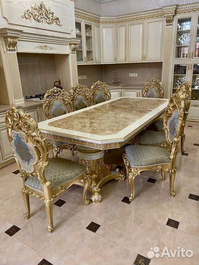 Стол и стулье 