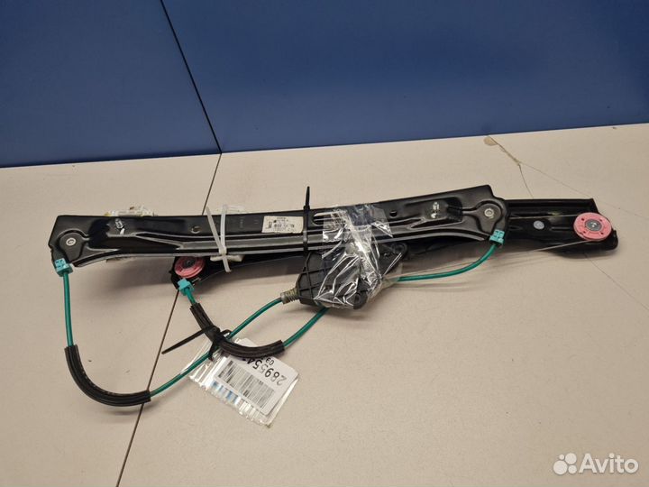Стеклоподъемник передний правый BMW 1 F20 F21 2011