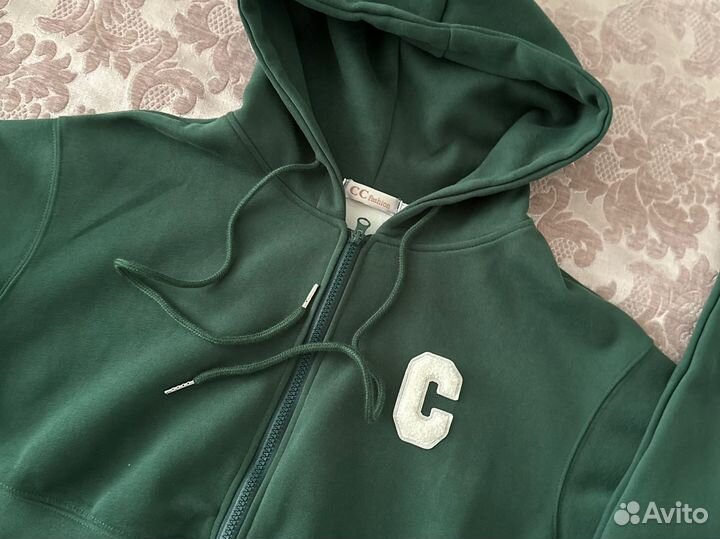 Толстовка на молнии