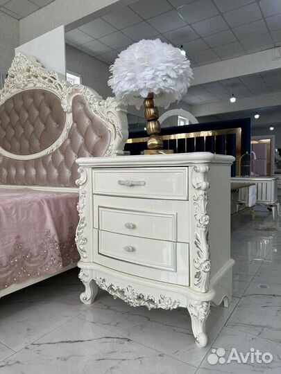 Спальный гарнитур София