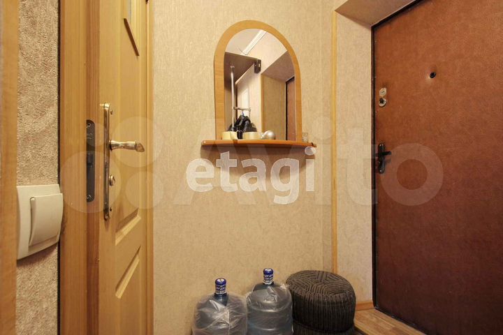 3-к. квартира, 53 м², 3/5 эт.