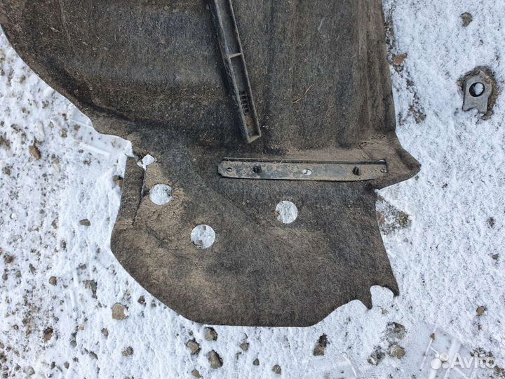 Подкрылок передний правый Рав4 40 Rav4 40