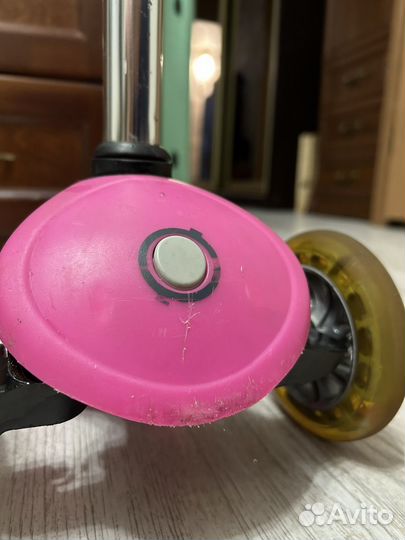 Самокат трехколесный Globber