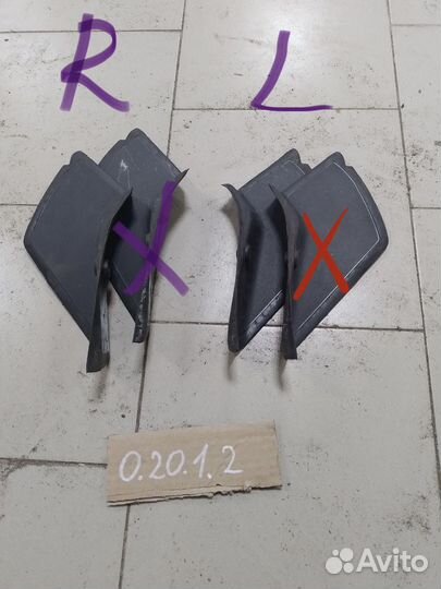 Накладка на стойку кузова Land Rover Vogue 4 L405