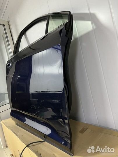 Дверь передняя правая Lexus Rx 4