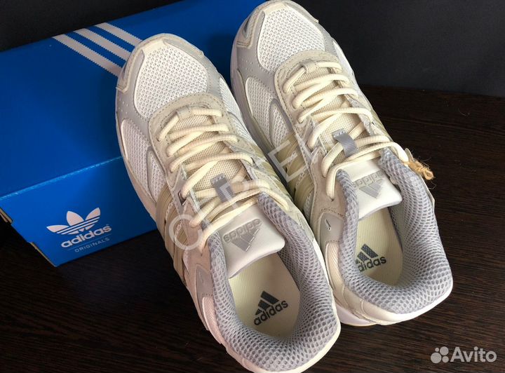 Adidas Response CL