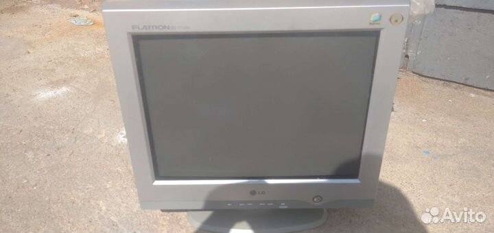 Монитор LG