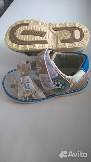 Босоножки новые