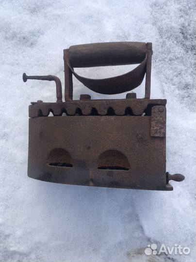 Утюг древний