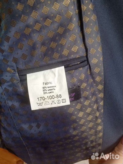 Мужской классический костюм