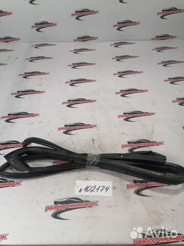 Уплотнитель двери Mazda 6 2.0 GH