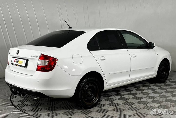 Skoda Rapid 1.6 AT, 2015, 261 000 км