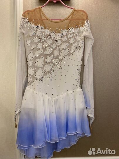 Костюм для фигурного катания 140